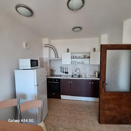 Alexa * 卡瓦尔纳